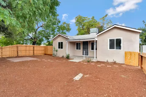 1419 E Yosemite Ave, Madera, CA 93638 photo 3