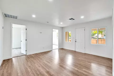 1419 E Yosemite Ave, Madera, CA 93638 photo 8