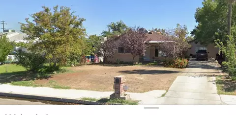 821 Austin Ave, Madera, CA 93638 photo 1