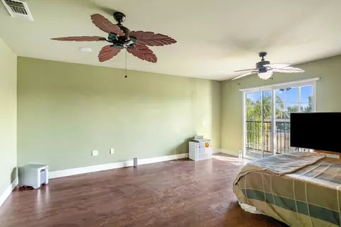 1077 E Pecan Ave, Madera, CA 93637 photo 30