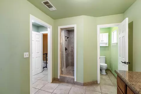 1077 E Pecan Ave, Madera, CA 93637 photo 33