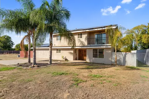 1077 E Pecan Ave, Madera, CA 93637 photo 1