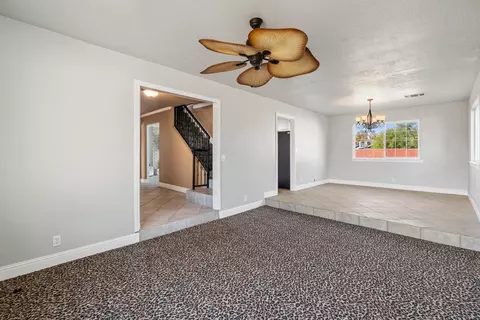 1077 E Pecan Ave, Madera, CA 93637 photo 10