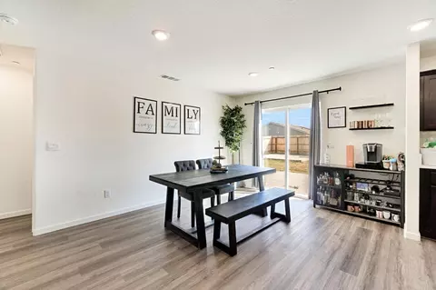 1533 Concord Ave, Madera, CA 93637 photo 8