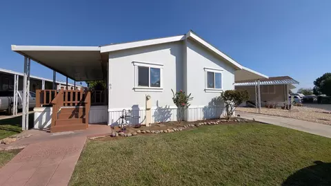 1218 E Cleveland Ave #83, Madera, CA 93638 photo 2