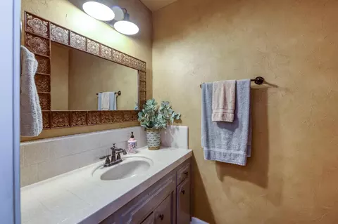 8807 N Sunnyside Ave, Clovis, CA 93619 photo 17