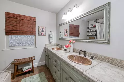 8807 N Sunnyside Ave, Clovis, CA 93619 photo 24