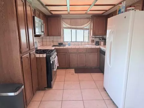 3605 Phillip Ave, Clovis, CA 93612 photo 2