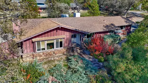 42997 E Mountain View Ln, Oakhurst, CA 93644 photo 1