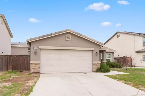 522 Barbara Ave, Sanger, CA 93657 photo 2