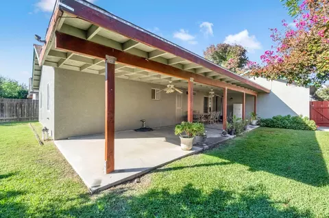 1052 Las Casas Ln, Madera, CA 93638 photo 25