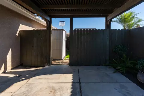 2352 Frederick Way, Madera, CA 93637 photo 35
