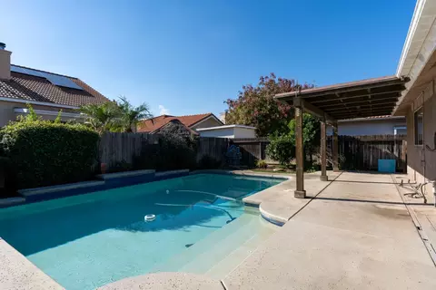 2352 Frederick Way, Madera, CA 93637 photo 32