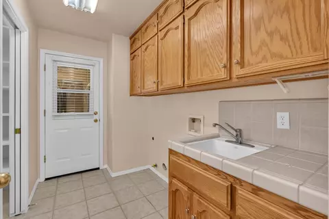 2352 Frederick Way, Madera, CA 93637 photo 18