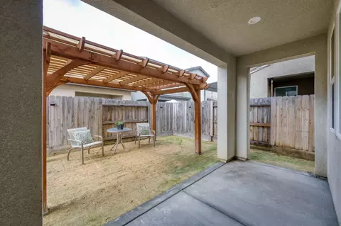 116 Aria Ave, Madera, CA 93636 photo 24