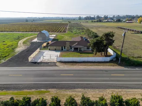 827 N Mccall Ave, Sanger, CA 93657 photo 29