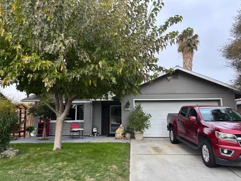 1663 Saltbrush Ave, Coalinga, CA 93210 photo 1