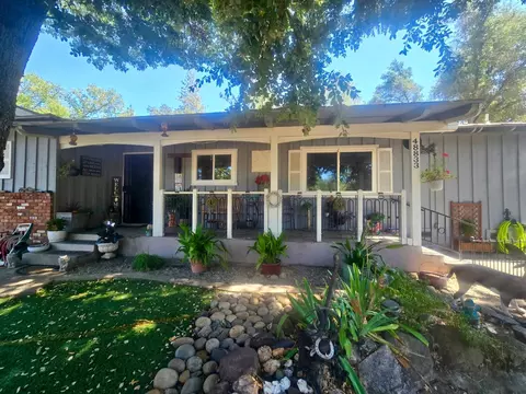48833 Rock Point Rd, Oakhurst, CA 93644 photo 2
