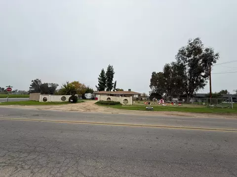 26023 Adell St, Madera, CA 93638 photo 6