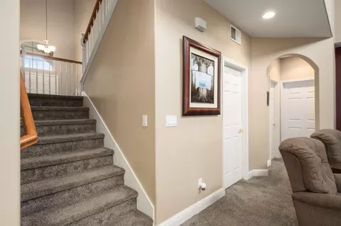 775 S Michelle Ave, Kerman, CA 93630 photo 22