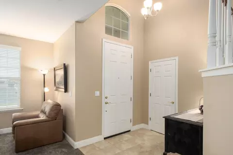775 S Michelle Ave, Kerman, CA 93630 photo 3