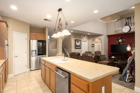 775 S Michelle Ave, Kerman, CA 93630 photo 16