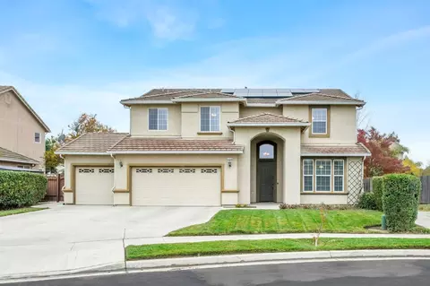 775 S Michelle Ave, Kerman, CA 93630 photo 1