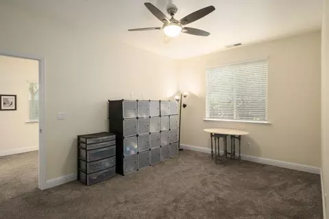 775 S Michelle Ave, Kerman, CA 93630 photo 18
