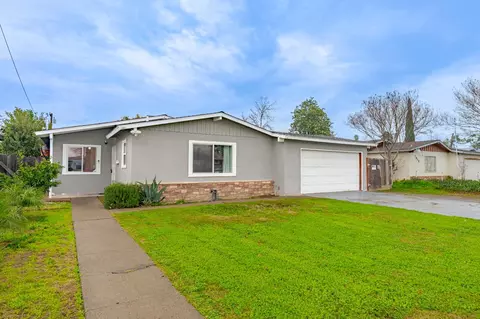 1595 E 26th St, Merced, CA 95340 photo 1