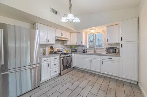 1595 E 26th St, Merced, CA 95340 photo 13