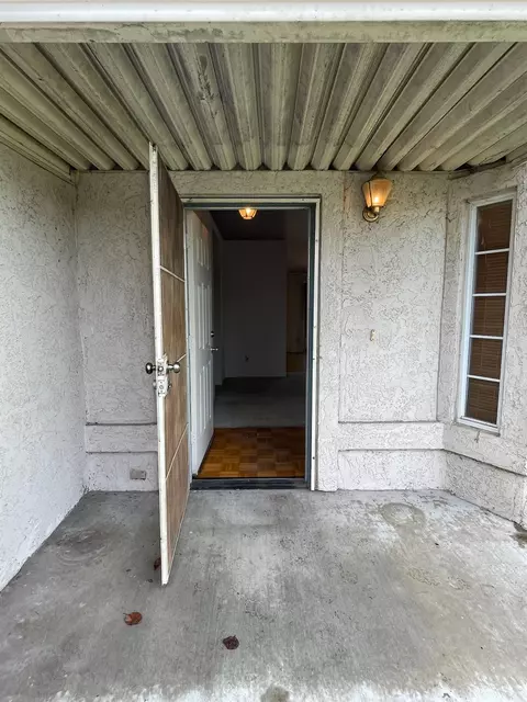 5121 Bogart Dr, Ceres, CA 95307 photo 3