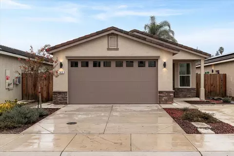 Exterior - 1415 Villa Way, Modesto, CA 95351 photo 2 of 6