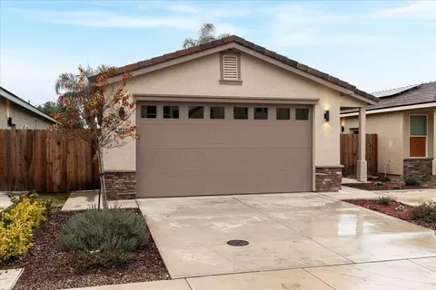 Exterior - 1415 Villa Way, Modesto, CA 95351 photo 3 of 6