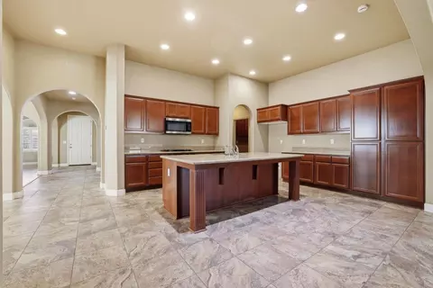 Entry Way - 1730 Tasca Ln, Manteca, CA 95337 photo 8 of 12