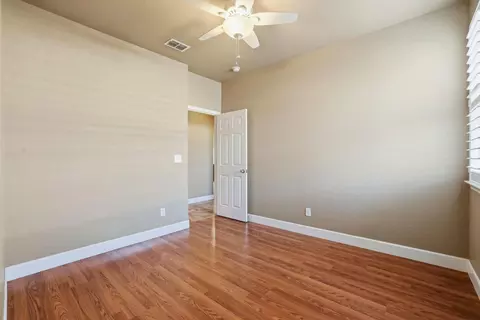 Bedroom - 1730 Tasca Ln, Manteca, CA 95337 photo 8 of 14