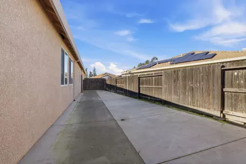 Exterior - 1730 Tasca Ln, Manteca, CA 95337 photo 14 of 14