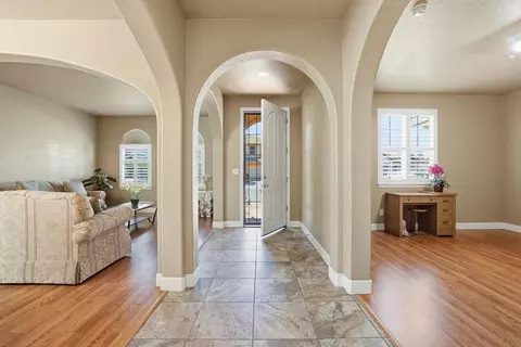 Entry Way - 1730 Tasca Ln, Manteca, CA 95337 photo 2 of 12