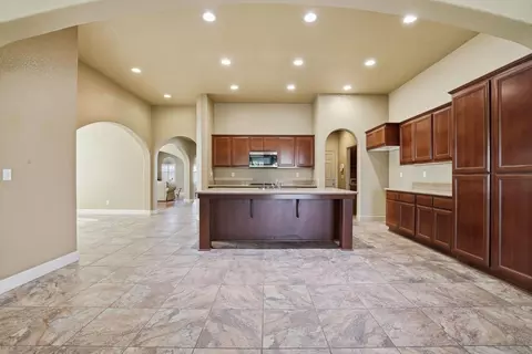 Entry Way - 1730 Tasca Ln, Manteca, CA 95337 photo 11 of 12