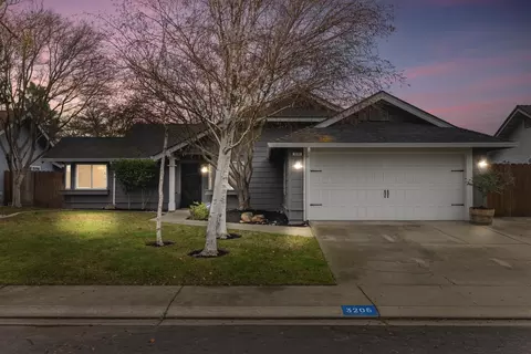 3205 Harbor Dr, Modesto, CA 95355 photo 3