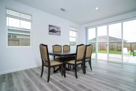 684 Popcorn St, Galt, CA 95632 photo 12