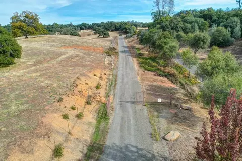 View/Area - 5520 Mother Lode Dr, Placerville, CA 95667 photo 4 of 14
