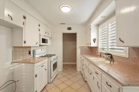 Kitchen - 1007 Cardinal St, Lodi, CA 95240 photo 1 of 4
