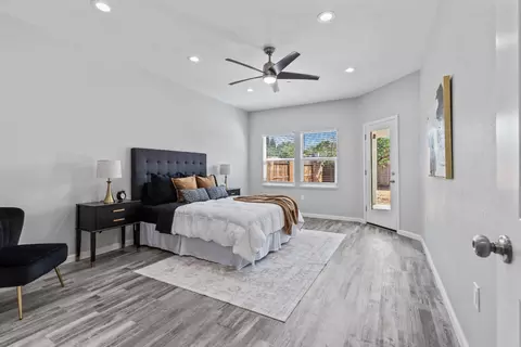 Bedroom - 232 E Roseburg Ave, Modesto, CA 95350 photo 1 of 3