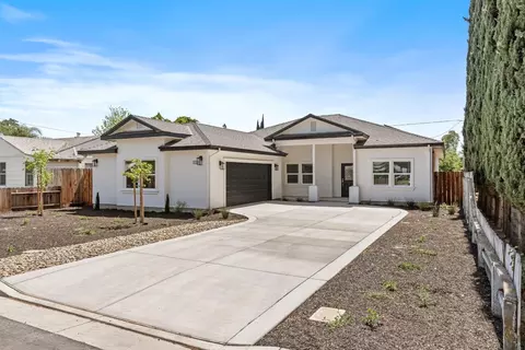 Exterior - 232 E Roseburg Ave, Modesto, CA 95350 photo 2 of 5