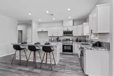 Kitchen - 232 E Roseburg Ave, Modesto, CA 95350 photo 4 of 4
