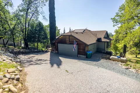 3226 Otter Pl, Cool, CA 95614 photo 2