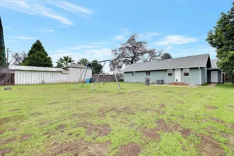 Exterior - 9814 N St, Live Oak, CA 95953 photo 3 of 7