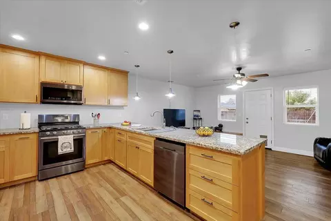 Kitchen - 9814 N St, Live Oak, CA 95953 photo 2 of 4