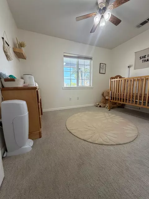 Bedroom - 5712 E Jahant Rd, Galt, CA 95632 photo 2 of 2