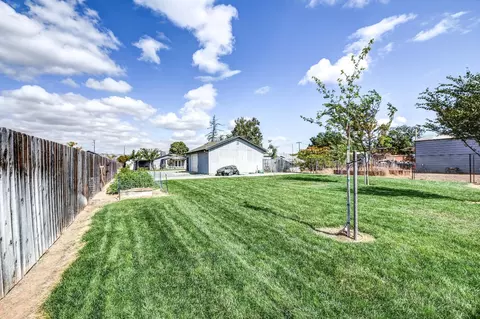 Exterior - 5712 E Jahant Rd, Galt, CA 95632 photo 9 of 9
